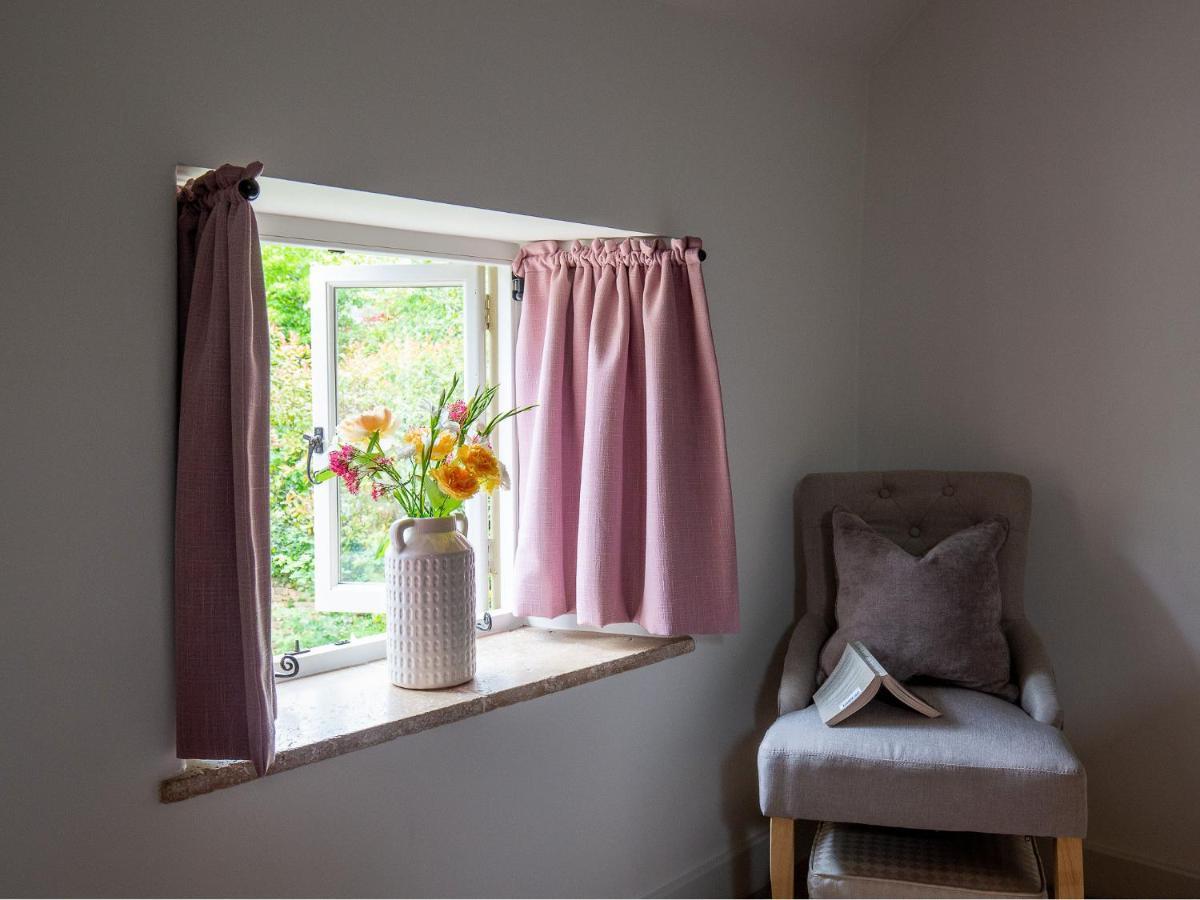 Climbing Rose Cottage - Dog Friendly - Peaceful Cotswold Cottage Adlestrop Екстериор снимка